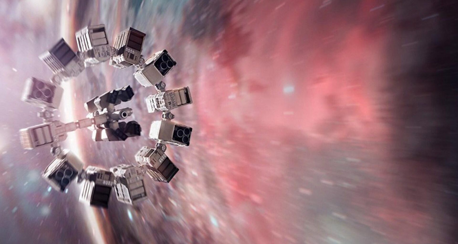 Tartu yöllä kaukosäätimeen ja lähde tähtienväliselle elokuvamatkalle -ykkösluokan elokuvaviihdettä!