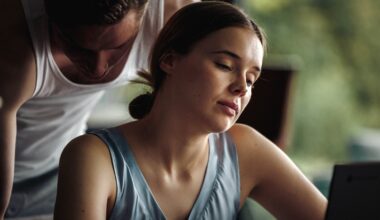 Kotimainen uutuussarja alkaa: Lähiöstä ponnistava Riku haluaa tehdä täydellisen rikoksen – ihastuminen sotkee suunnitelman