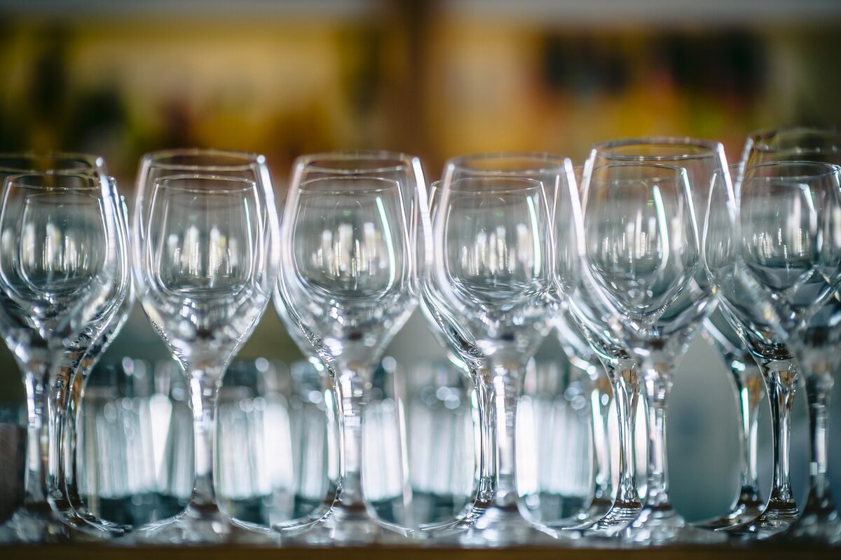 Hansaan tulee joulun alla kaviaaria myyvä viinibaari