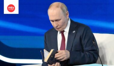 Presidentti Vladimir Putinin äänitorvena tunnettu Kremlin tiedottaja Dmitri Peskov totesi keskiviikkona, että vielä on liian aikaista puhua lähitulevaisuudessa tehtävästä rauhansopimuksesta.