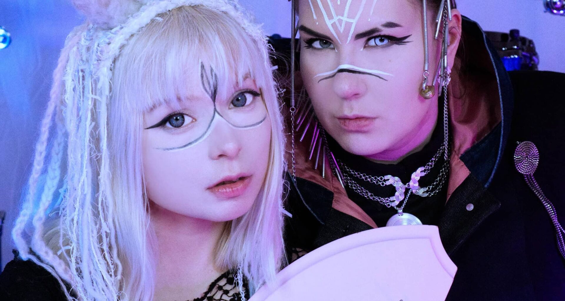 Suomalaisen pupumetalliyhtyeen hommat isolla: uusi video julki, lämppää isoja metallinimiä