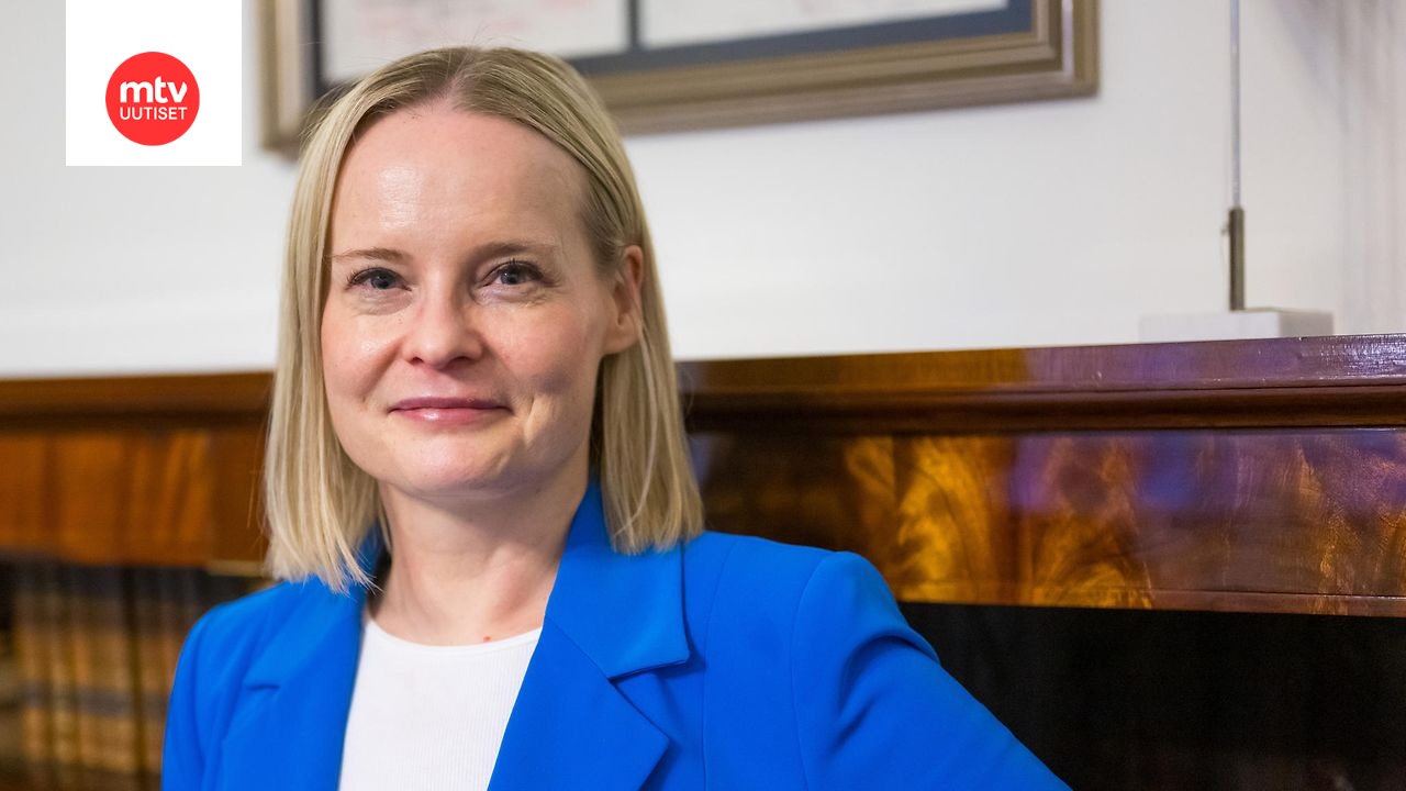 Valtiovarainministeri Riikka Purra (ps.) puhui EK:n syysseminaarissa.