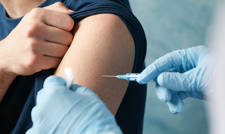 Mitä rokotuksia on syytä ottaa aikuisiällä?