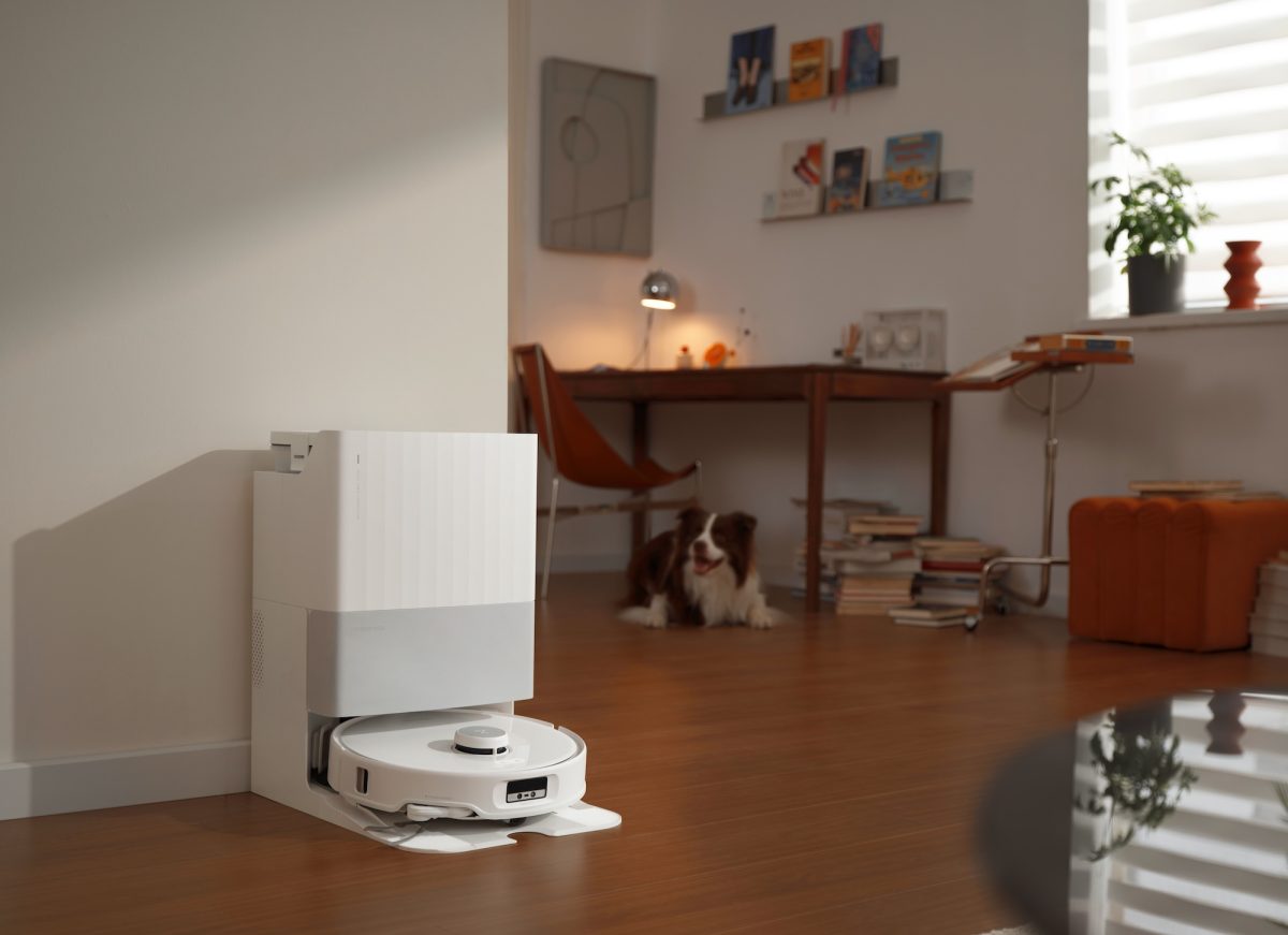 Kuvassa Roborock Qrevo Edge.
