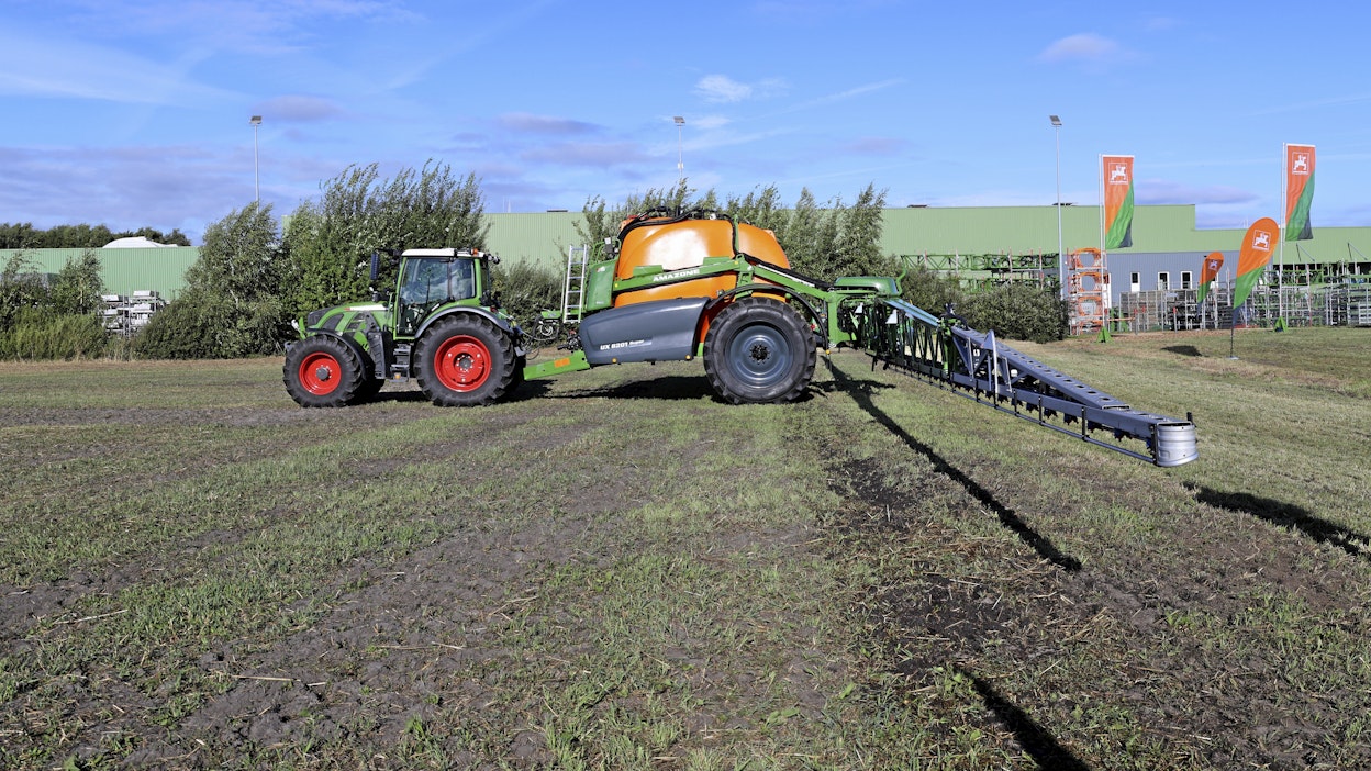 Kasvinsuojeluaineiden maatalouskäytön tilastointi tihenee tulevina vuosina. Kuvituskuva.