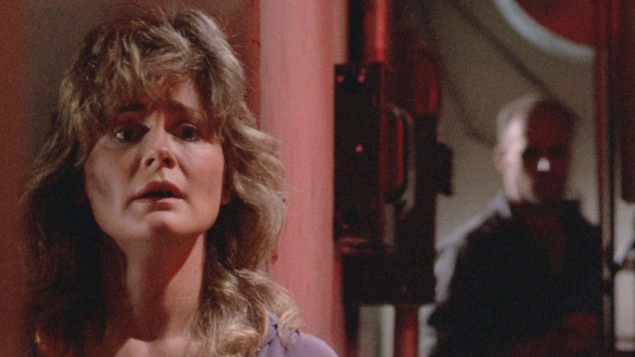 Vain aikuisille: Ilmaiskatselussa 80-luvun slasher-kauhua – vapautettu sarjamurhaaja aloittaa uuden verihelvetin