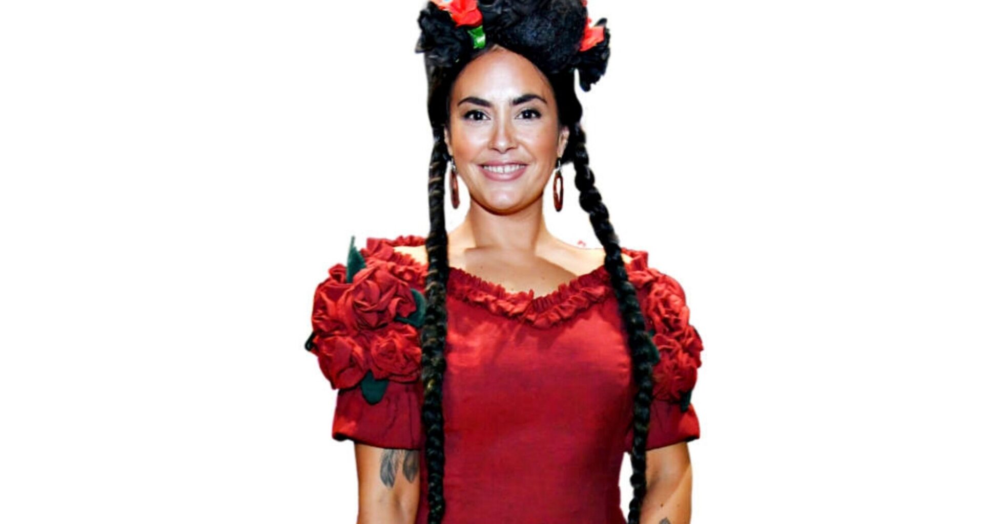 Sofia Zida elää taiteella – Kaikki lähti maalatuista korvakoruista