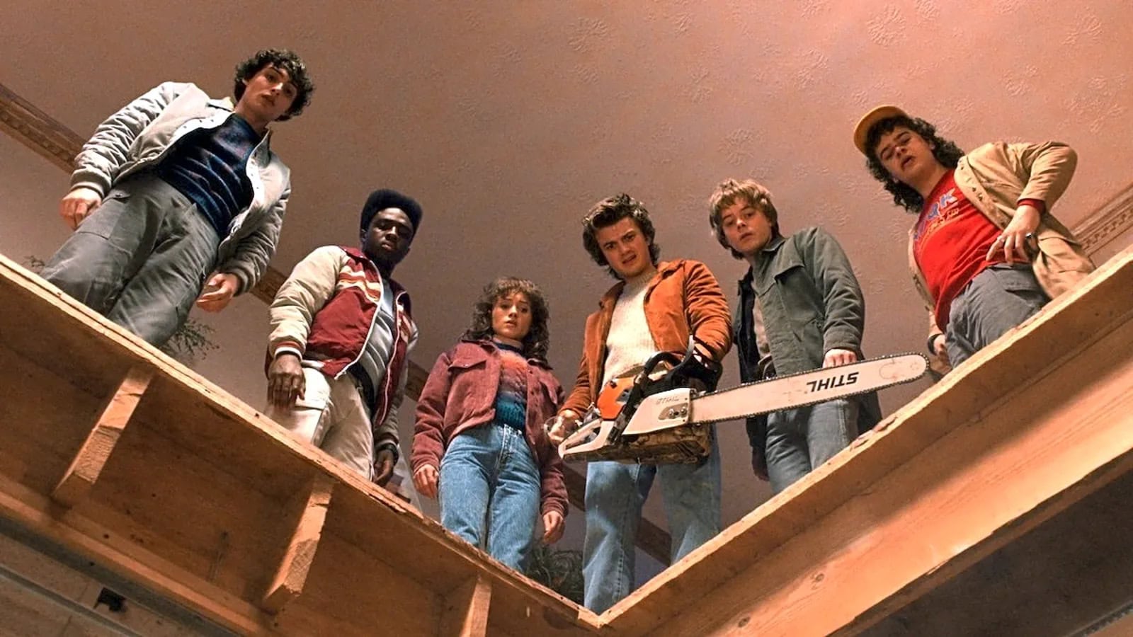 Stranger Thingsin sankarit haluavat Vecnan sydämen lautaselle – katso traileri