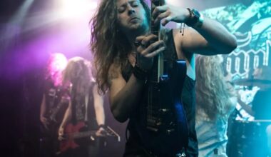 Rockyhtye Temple Ballsin kitaristi Niko Vuorela on kuollut