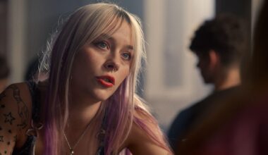 Nyt suoratoistona: Ruotsitar oppii hyväilemään vartaloaan - Hanna tutkii tarinassa omaa seksuaalisuuttaan ja halujaan