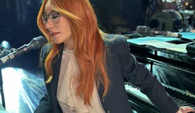 Hyviä uutisia Tori Amos -faneille: Suomen-keikka siirtyy isommalle areenalle