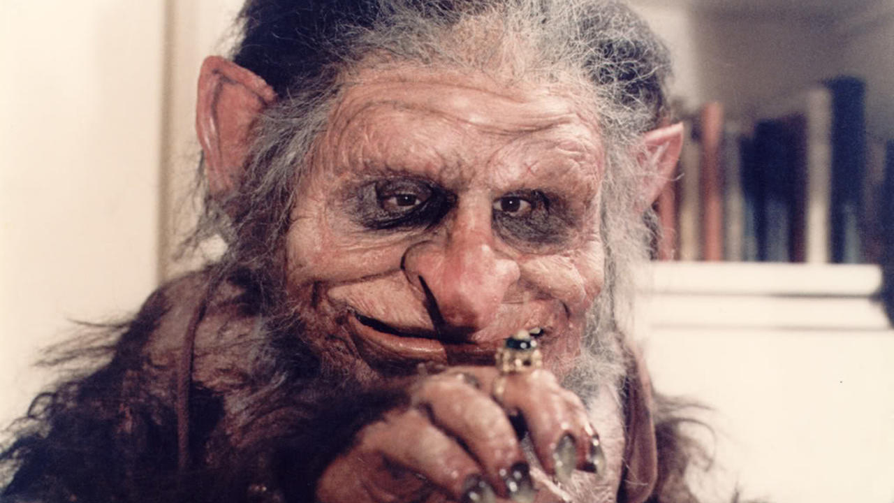 Yllättävää! Lainasiko J.K. Rowling Potter-maailmansa tästä B-leffasta? Tuli nyt suoratoistoon