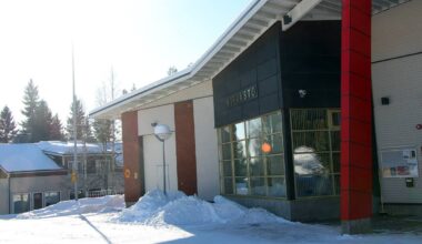 Suomussalmen kirjastotoimenjohtaja Aino Sataman kirjoitus: Omatoimikirjaston aukioloa voidaan joutua rajoittamaan käytöshäiriöiden vuoksi