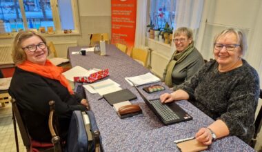 Mitä tekee Juttutupa 100000 eurolla? Laittaa ruokaa ja torjuu yksinäisyyttä