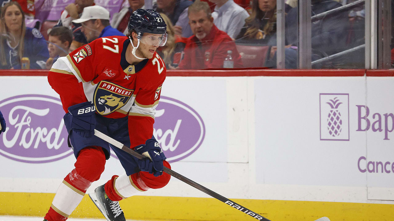 Eetu Luostarinen loukkaantui grillitapaturmassa | NHL.com/fi