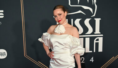 Paula Vesalan upeat raskauskuvat julki: "Vielä on matkaa maailmaantuloon, vaikka ei ehkä uskoisi"