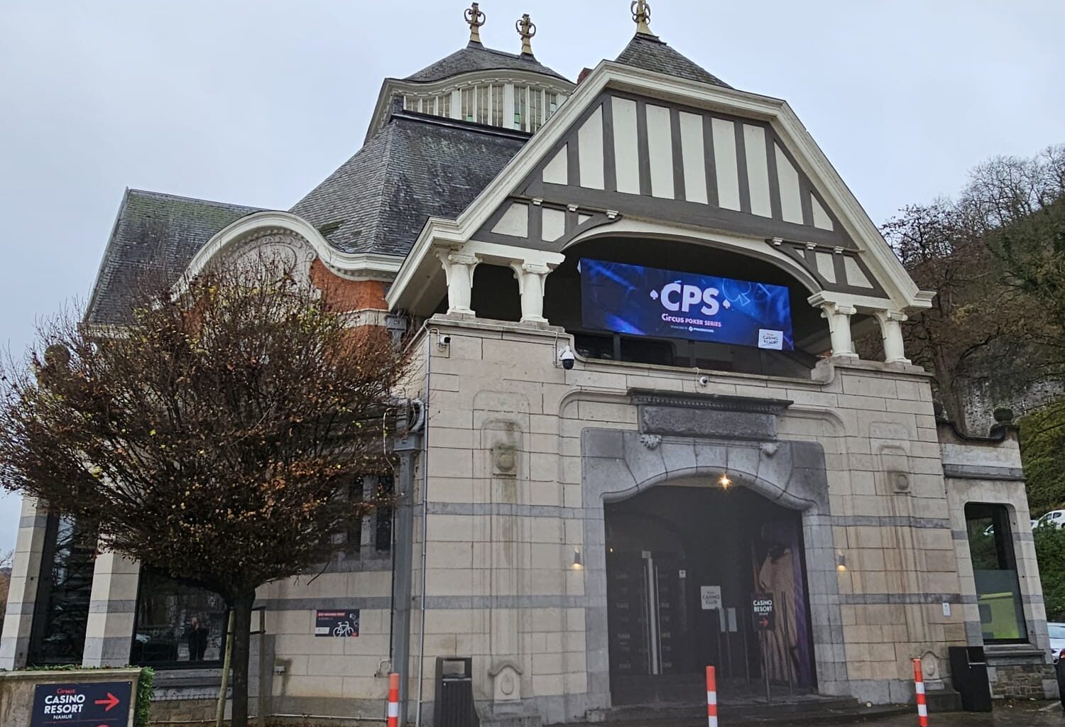 Pokeripöytä biittaa politiikan | Sijoitustieto.fi