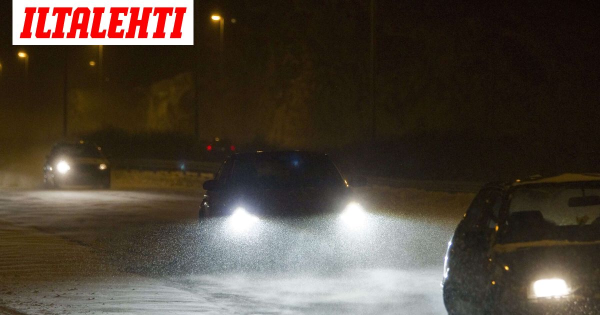 Todella vaarallinen ajokeli – Useita onnettomuuksia - Iltalehti