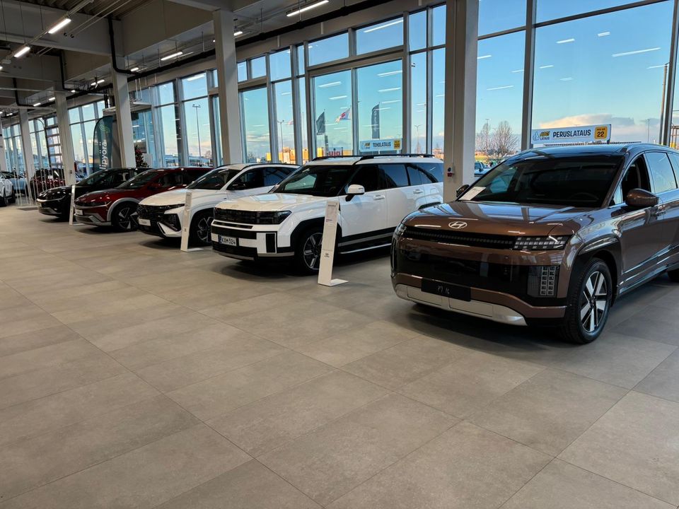 Nelipyörä aloittaa Hyundai-myynnin Lahdessa ja Hämeenlinnassa