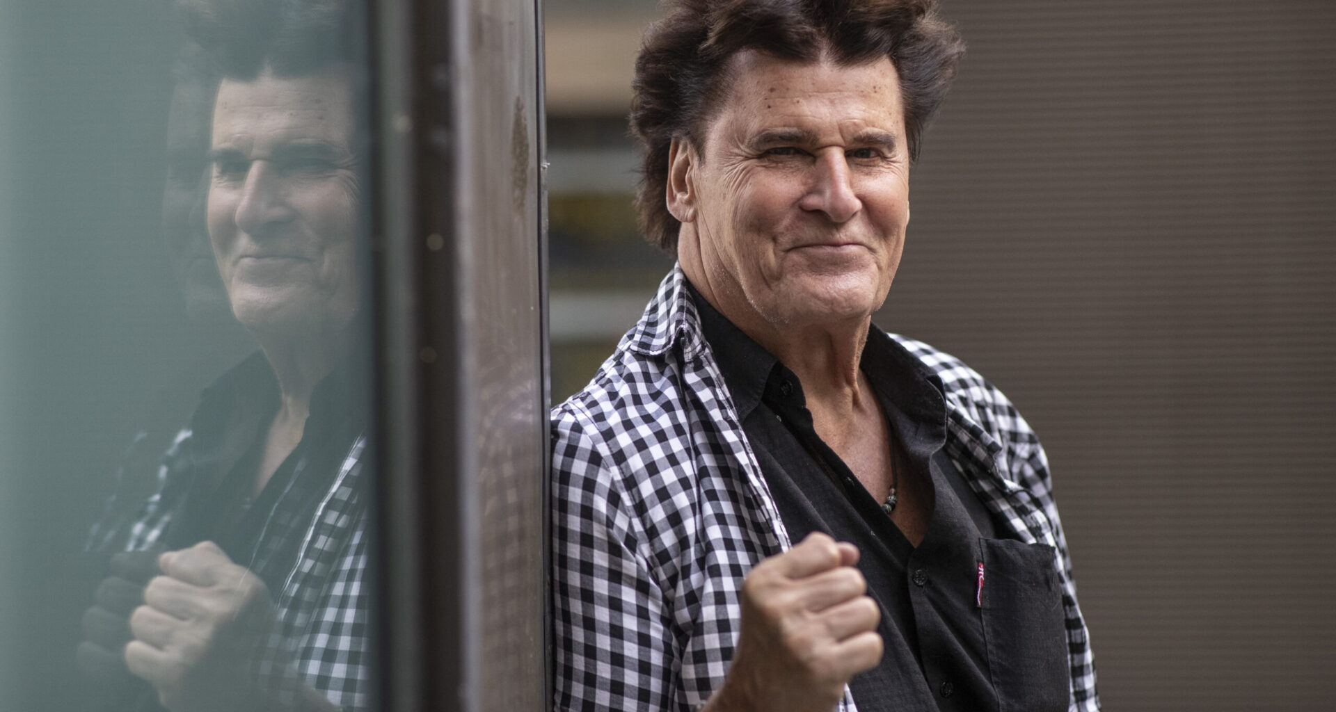 IL: "Hän on niin nopea, avaa paskapöntöt ja kaikki" – Frederik, 80, hehkuttaa uutta nelikymppistä rakastaan