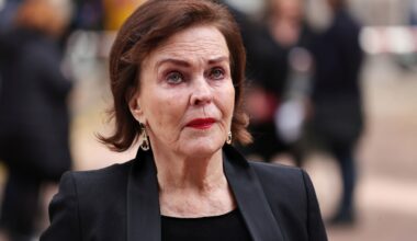 Paula Koivuniemi palasi someen – laittoi viestin kuolleelle Pate Mustajärvelle