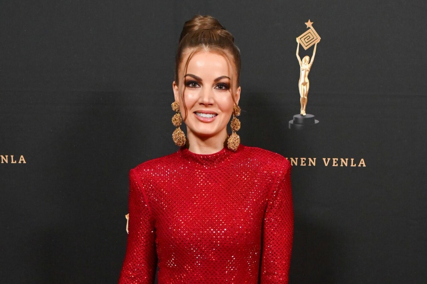 Janni Hussi paljasti Seiskalle sinkkujoulunsa salaisuudet