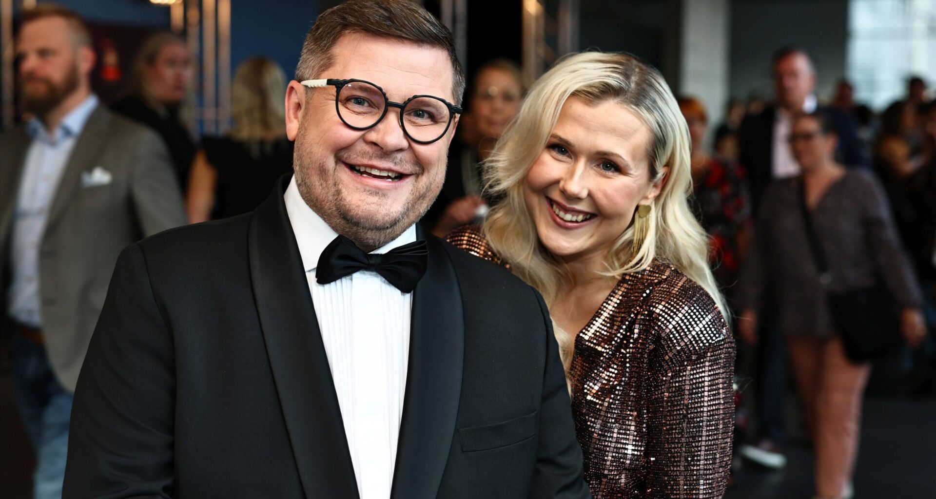 Janne Katajan ja puolison oudot puuhat – ”Ratsailla”