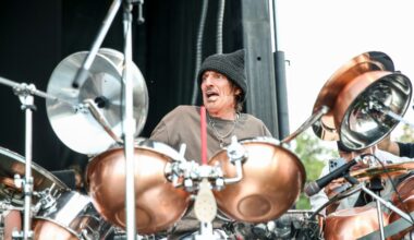 "Kaikki kunnia Mick Marsille, mutta..." - Mötley Crüe -jäsenet ovat nyt läheisimpiä kuin koskaan ennen, sanoo Tommy Lee