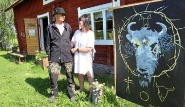 Vuoden 2025 luetuimpia | Suonenjokelainen pariskunta loi taidegallerian keskelle maaseutua – "Joskus vain kaikki menee niin kuin on ajatellut" | Paikalliset