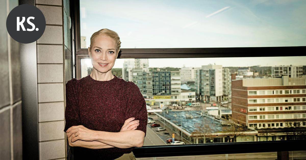 Vuoden jutut | Julkkislääkäri Pippa Laukka ihastui Kouvolaan – "Olen asettunut tänne niin hyvin" | Paikalliset