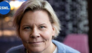 Paula Noronen oli ajelehtiva ja ujo nuori, joka päätyi sattumalta radioon – nyt hän on televisio-ohjelmista tuttu lastenkirjailija ja kalenterin mestari | Keski-Suomi