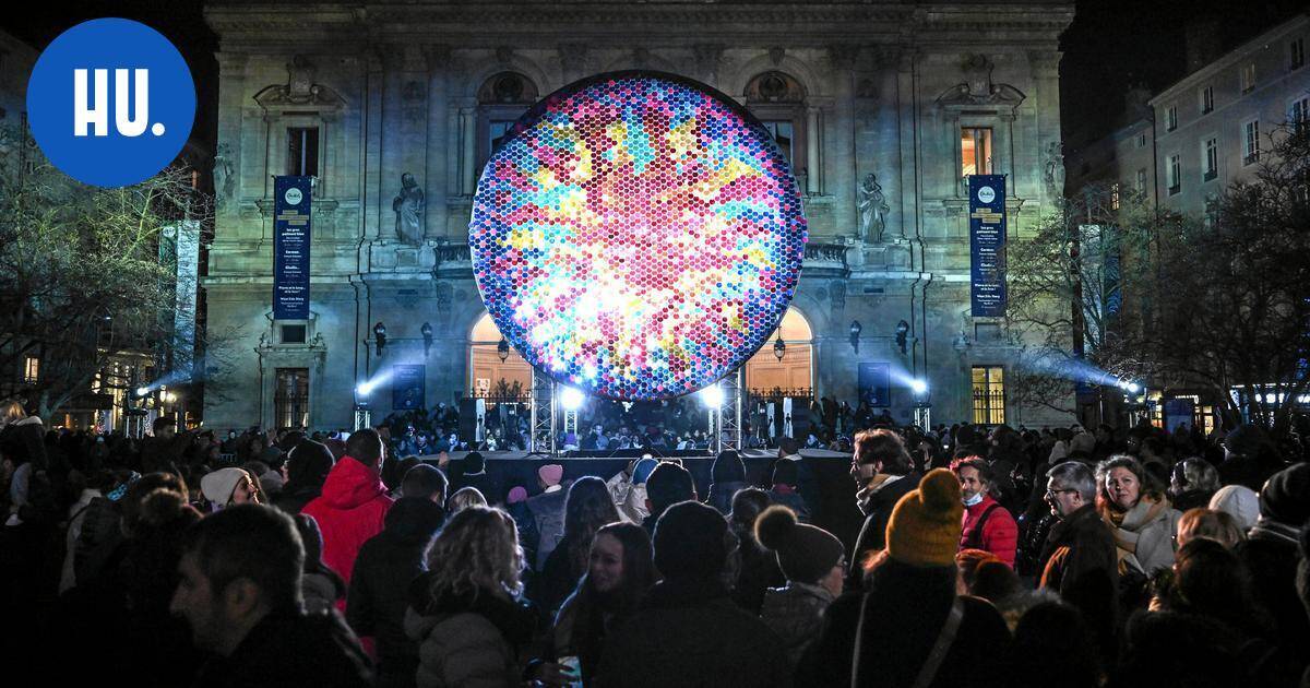 Lux Helsinki pitenee kuusipäiväiseksi – festivaalin suurin valoteos tulee erikoiseen paikkaan | Paikalliset