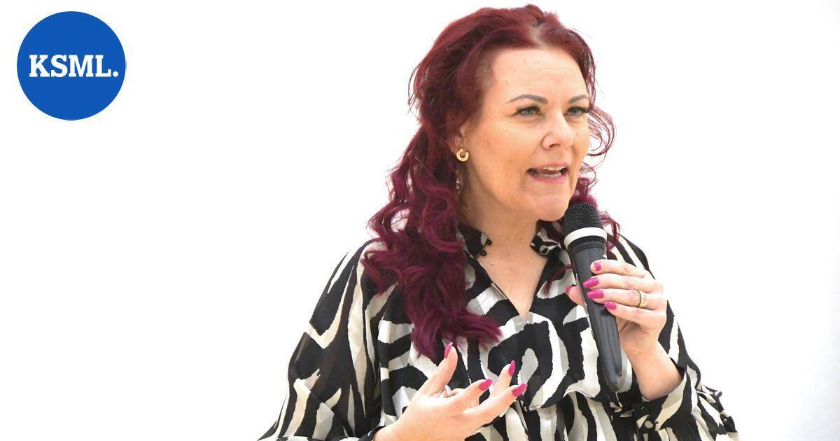 "Aikuisen ei tarvitse olla ohjelmatoimisto", sanoo televisiosta Supernannyna tunnettu Pia Penttala | Keski-Suomi