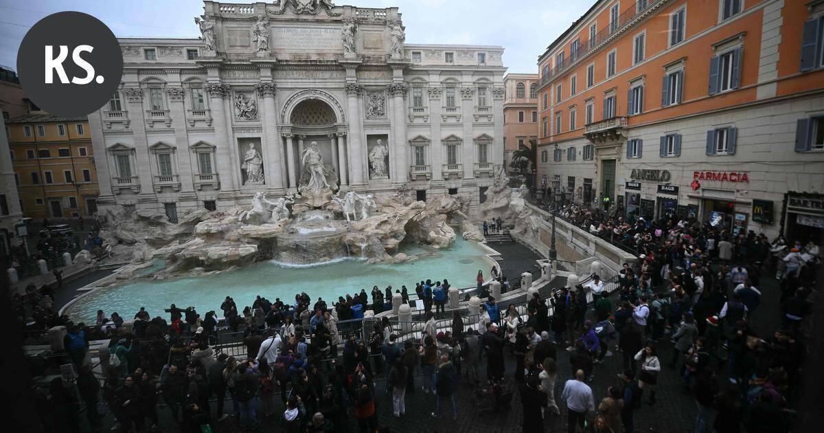 Rooma alkaa veloittaa pääsymaksua kuuluisalle Trevin suihkulähteelle | Uutissuomalainen
