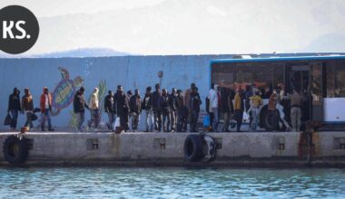 Kreikan rannikkovartiosto on pelastanut viime päivinä satoja ihmisiä Kreetan edustalta | Uutissuomalainen