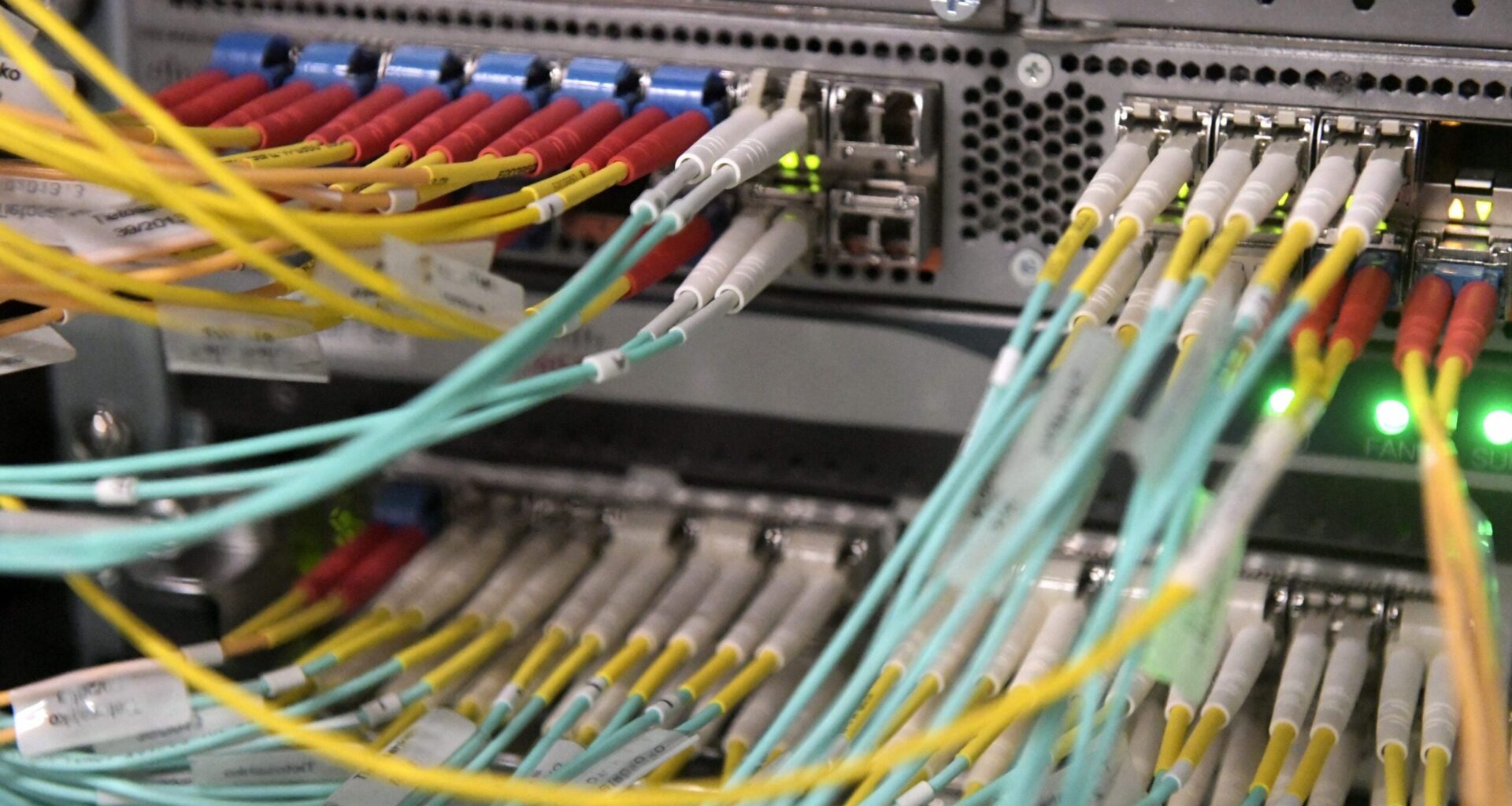 Uusi valokuituyhteys Suomeen Ruotsista, miljoonahanke alkaa