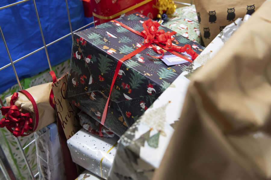 Ugissa suositaan paikallisia liikkeitä – Joululahjoja omasta kaupungista