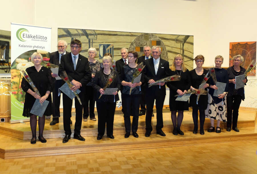 Meidän juttu: Eläkeliiton Kalannin yhdistys juhlisti joulua ja juhlavuotta