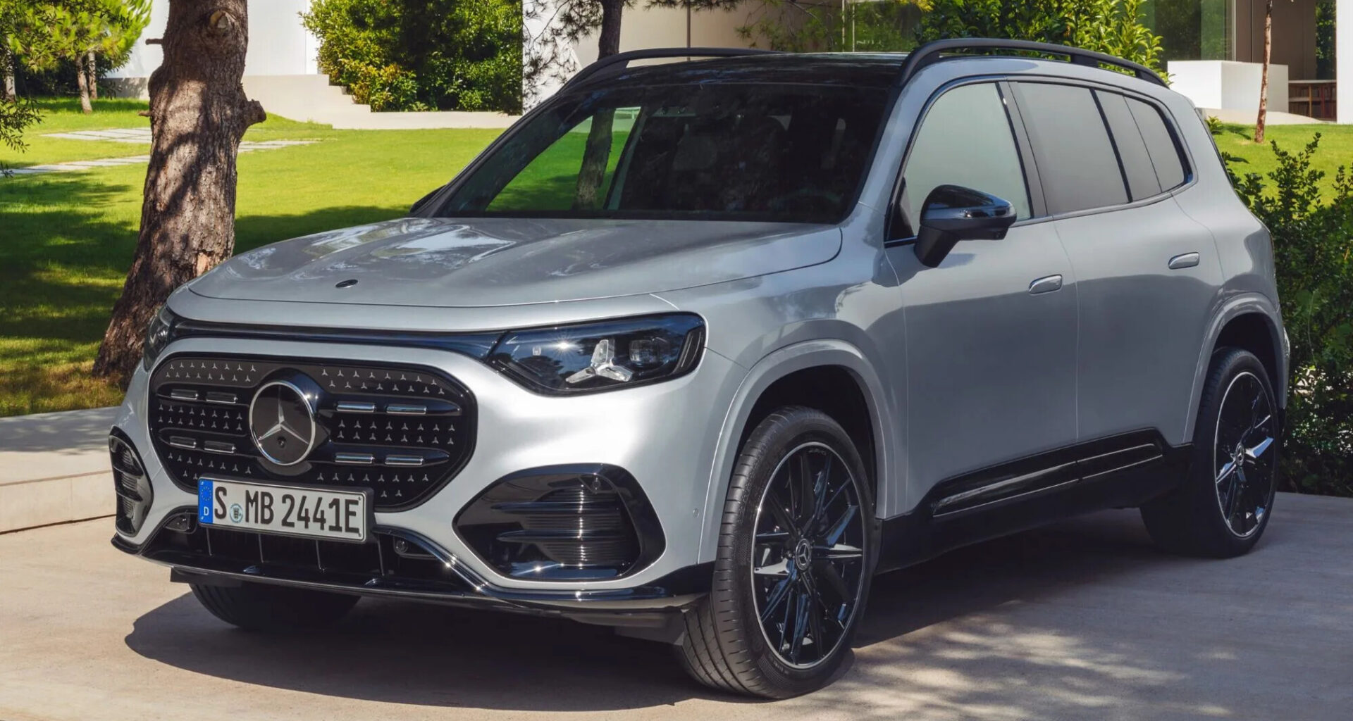 Mercedes-Benz julkisti EQB:n korvaajan - GLB-sähkömallin saa myös 7-paikkaisena