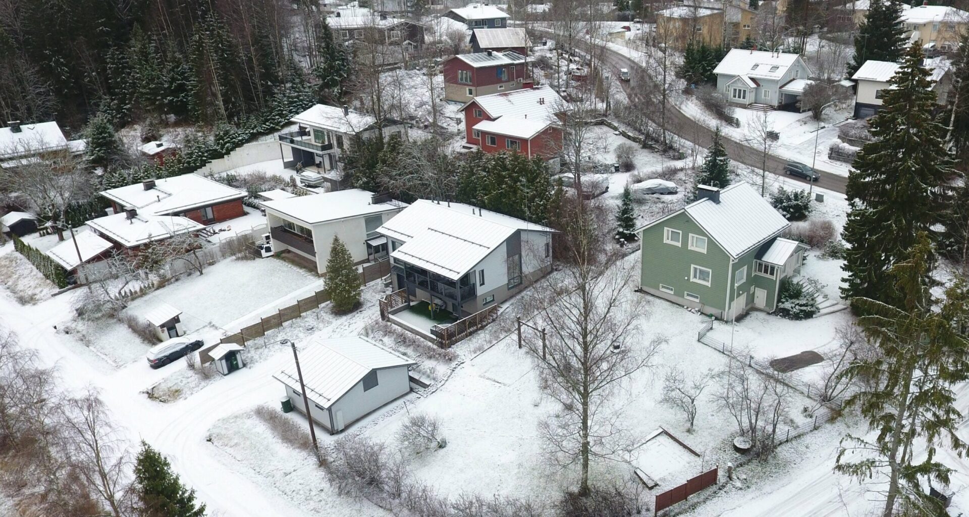 Välittäjät purkavat kiukkuaan asuntokaupan pullonkaulasta - "Pankin silmissä arvottomia"