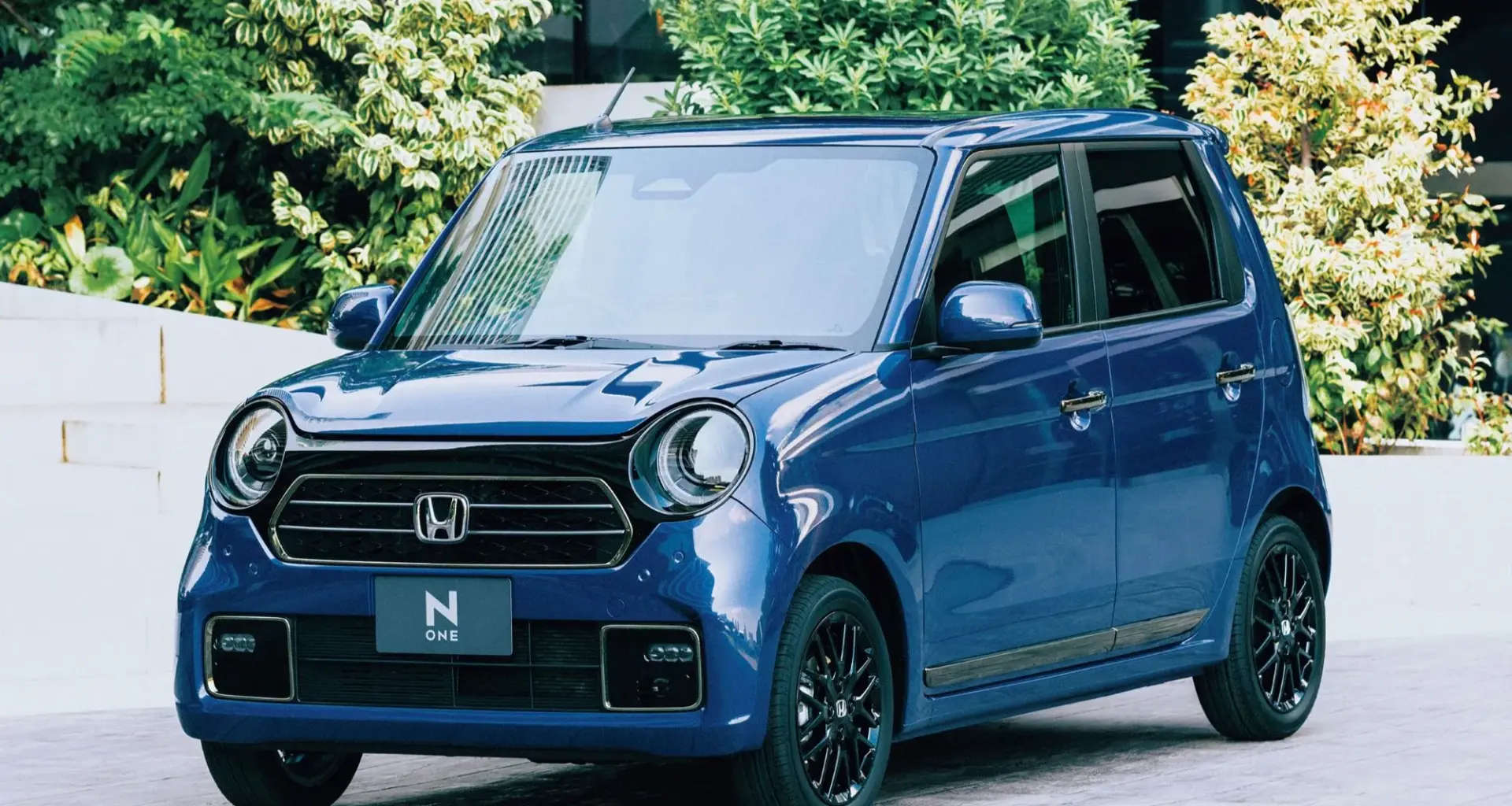 Hassusti nimetty tulokas laittoi Japanin kei-luokan sähköistymiseen vipinää