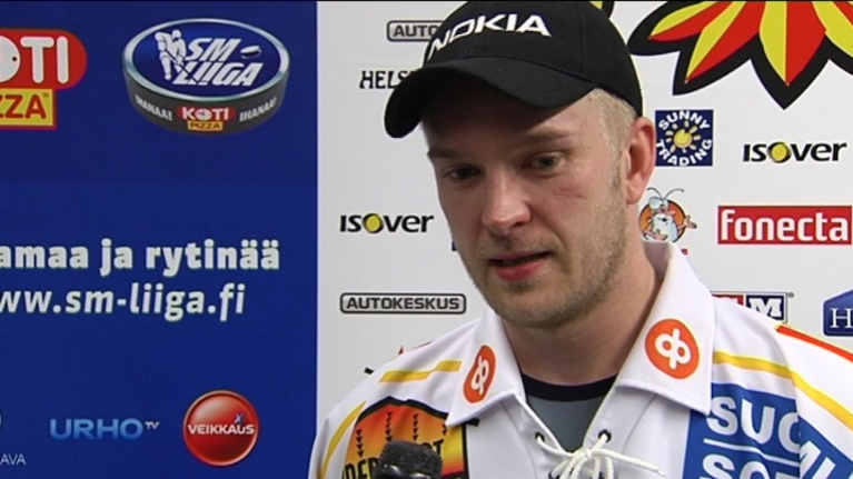 Jari Viuhkola