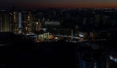 Sadat tuhannet perheet ovat ilman sähköä Ukrainassa