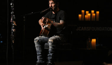 Kesällä suomalaisfanien ulottuville saapuva vaihtoehtorockveteraani saattaa sittenkin jatkaa levyttämistä - "Meillä on suunnitelmia..."