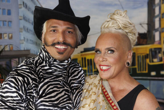 Wilma Schlizewski asuu nykyisin Virossa aviomiehensä Aryan Mishran kanssa.