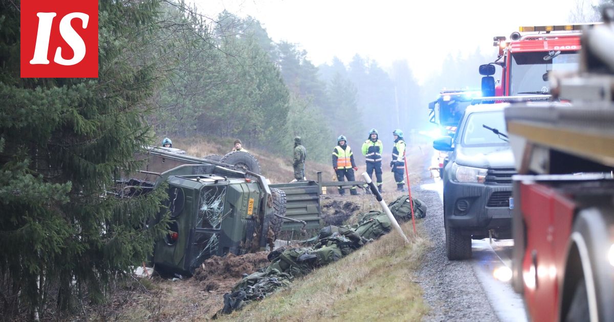 Näin kävi 13 varusmiehelle, jotka joutuivat sairaalaan kuorma-autoturmassa