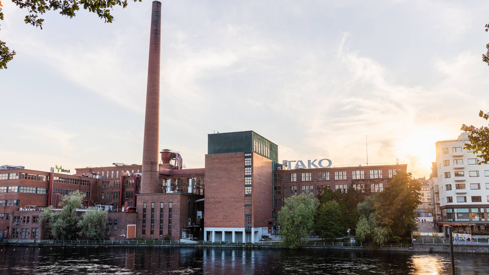 Kartongin ja sellun tuotanto notkahti keskikesän jälkeen - Metsä