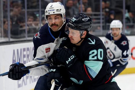 Eeli Tolvanen tykkää karvata ja taklata.