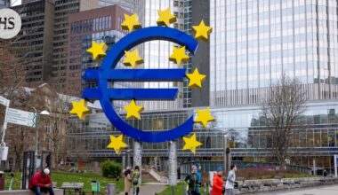 FT: EKP kieltäytyy takaamasta 140 miljardin euron Ukraina-lainaa