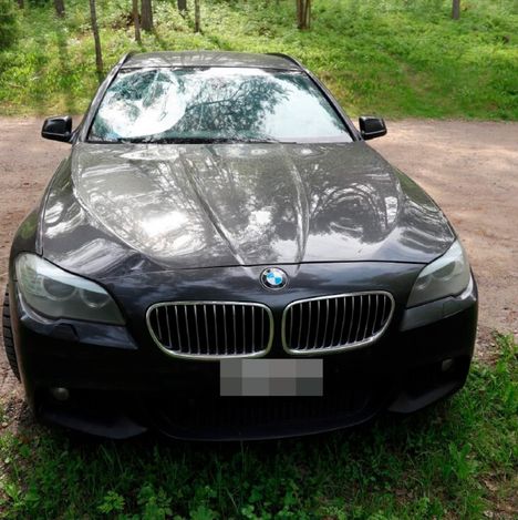 Bemarin tuulilasi oli pahoin vaurioitunut.